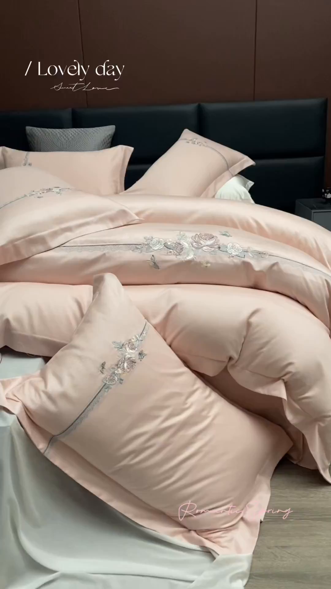 91家纺网 家纺一手货源 找家纺 （总）U品汇 2025新款60S双股120支贡缎长绒棉提花纯棉全棉刺绣花四件套高端礼盒工艺款-夕颜