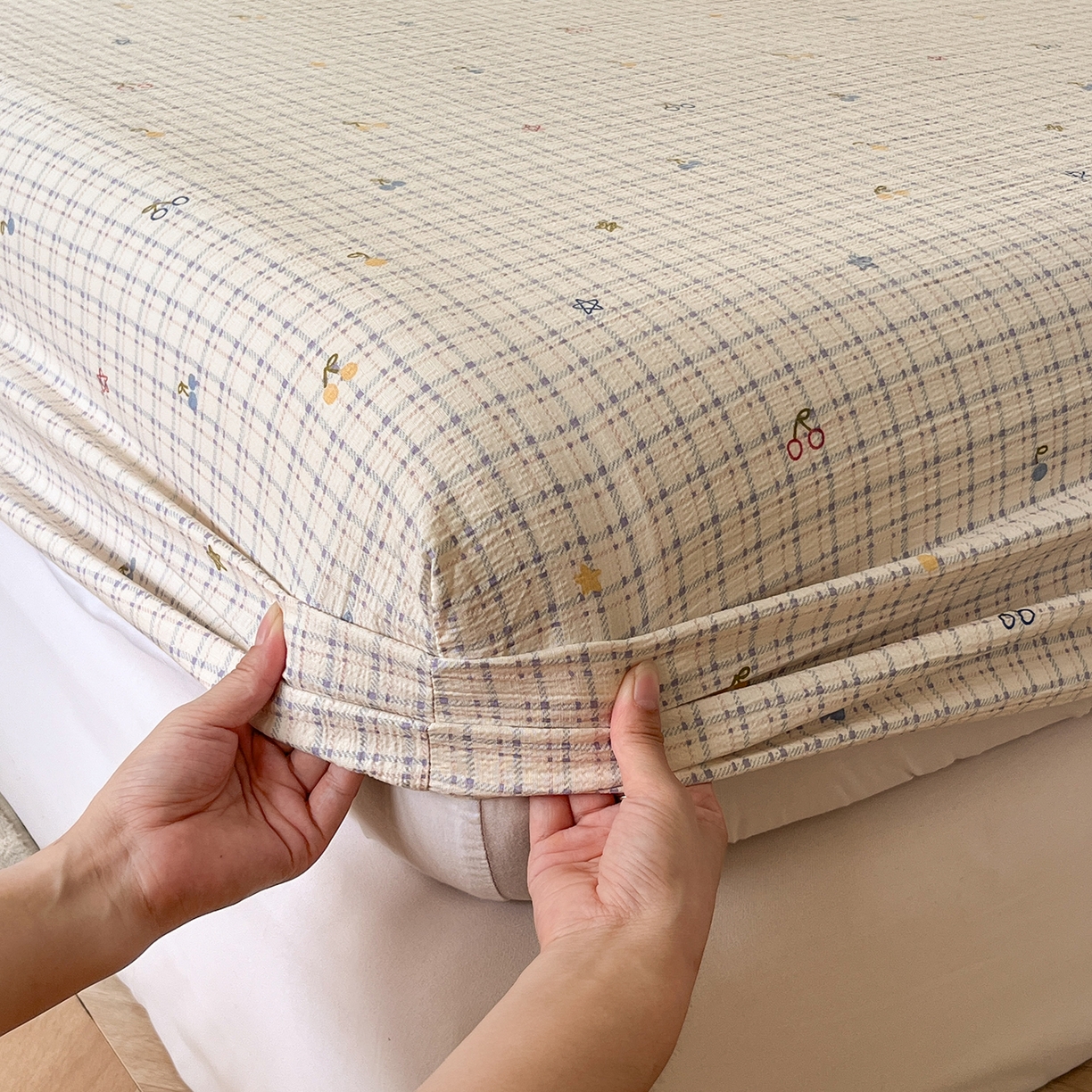 91家纺网 家纺一手货源 找家纺 沐芷 2025 沐芷A类双层纱床笠单件/床笠三件套  床笠款床罩床垫保护套罩 郁见