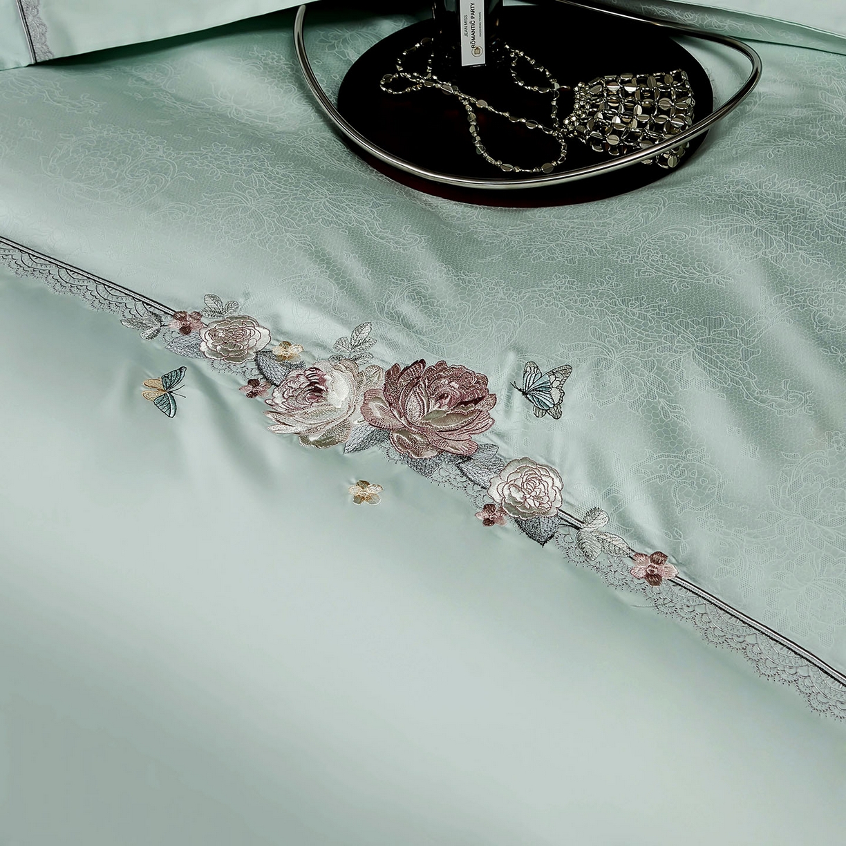 91家纺网 家纺一手货源 找家纺 U品汇 2025新款60S双股120支贡缎长绒棉提花纯棉全棉刺绣花四件套高端礼盒工艺款-夕颜 夕颜-浅石兰