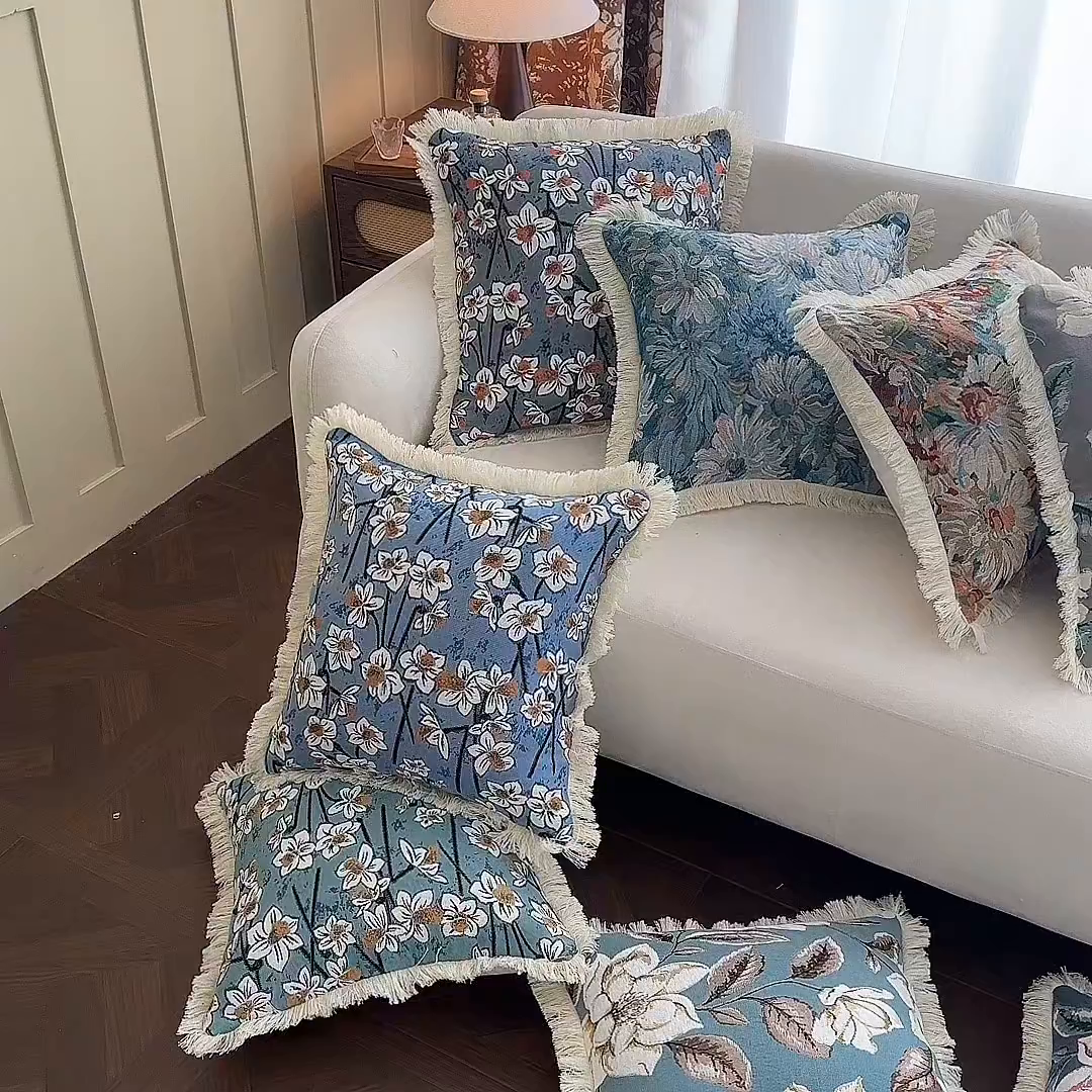 91家纺网 家纺一手货源 找家纺 （总）新奇异 2025新款排苏流苏色织提花抱枕