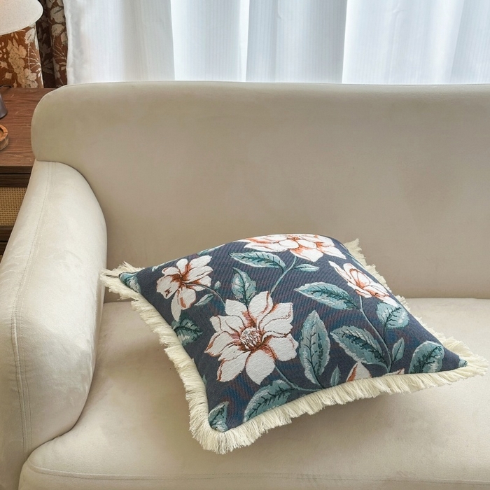 91家纺网 家纺一手货源 找家纺 （总）新奇异 2025新款排苏流苏色织提花抱枕