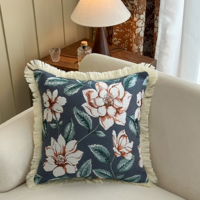 91家纺网 家纺一手货源 找家纺 （总）新奇异 2025新款排苏流苏色织提花抱枕