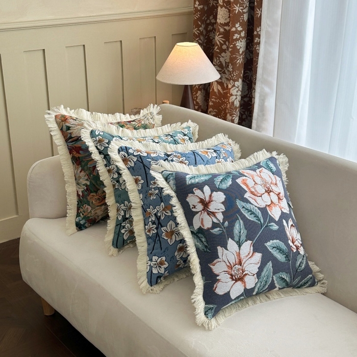 91家纺网 家纺一手货源 找家纺 （总）新奇异 2025新款排苏流苏色织提花抱枕