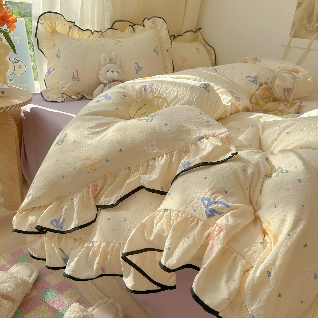 91家纺网 家纺一手货源 找家纺 韩巢家纺 2025新款水洗棉大花边被套四件套直播热销款学生宿舍被罩床单三件套（提供卖家秀） 星梦蝶结【大花边款】