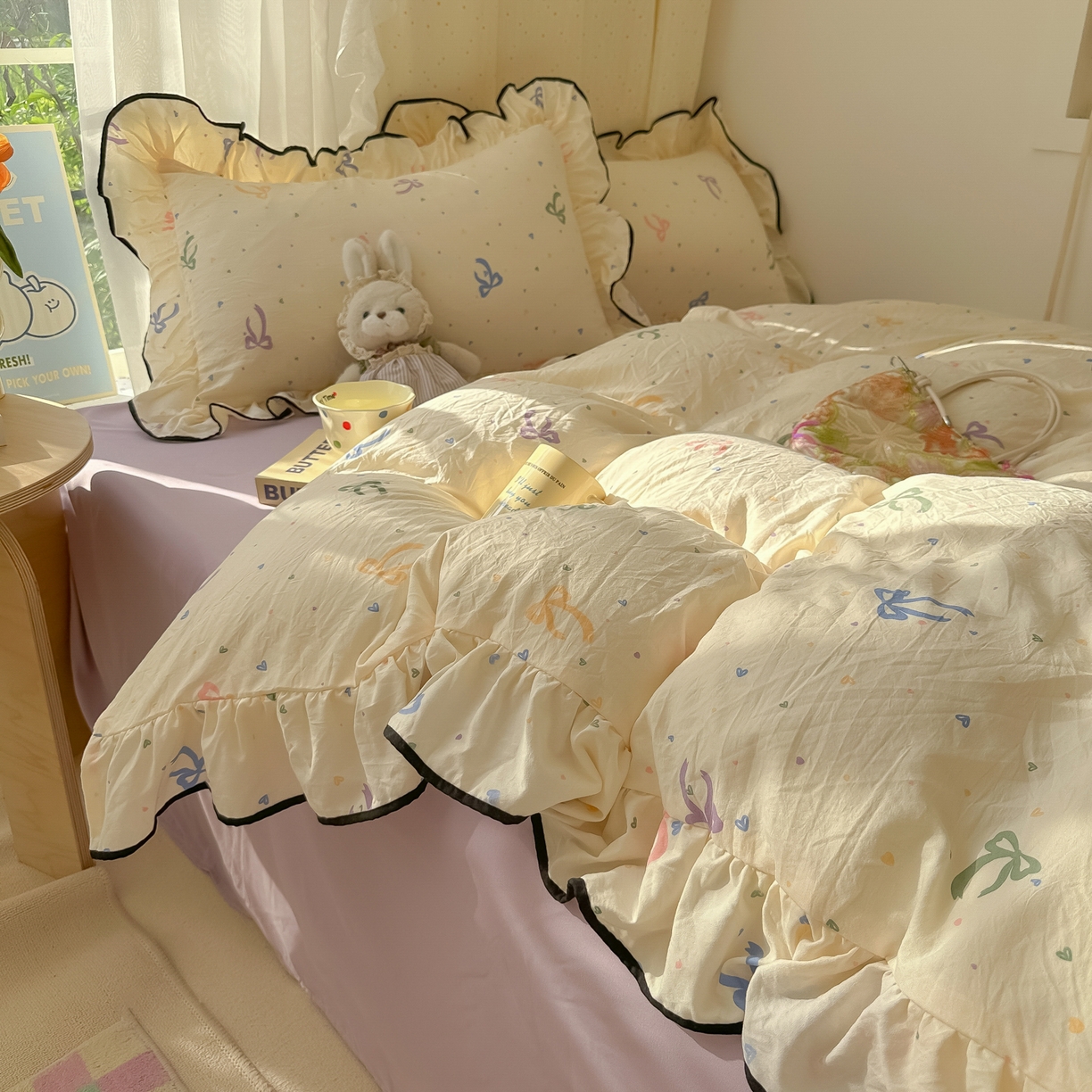 91家纺网 家纺一手货源 找家纺 韩巢家纺 2025新款水洗棉大花边被套四件套直播热销款学生宿舍被罩床单三件套（提供卖家秀） 星梦蝶结【大花边款】