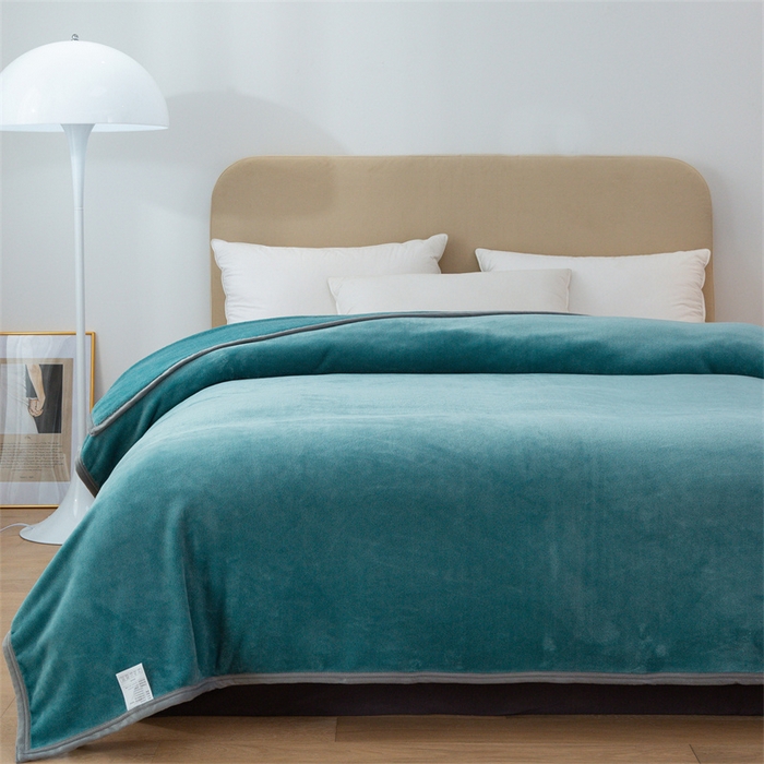 91家纺网 家纺一手货源 找家纺 （总）兰紫橙家纺 2025新款跨境纯色云貂绒360克包边毛毯毯子多功能盖毯