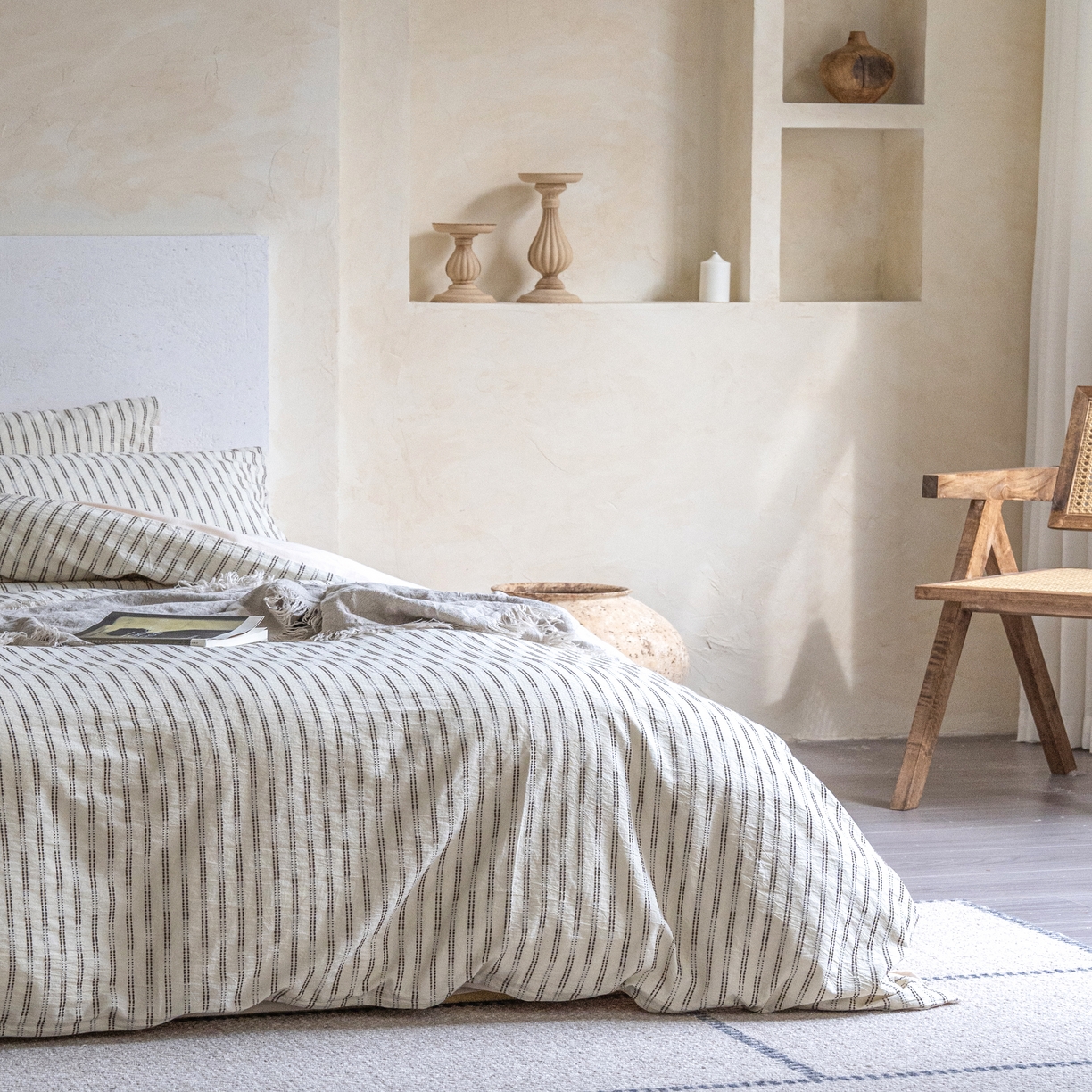 91家纺网 家纺一手货源 找家纺 （总）小春日和 2025新款纯棉水洗棉麻四件套穿绳特殊工艺被套高端民宿个性三件套纯色床单全棉床笠加大被套