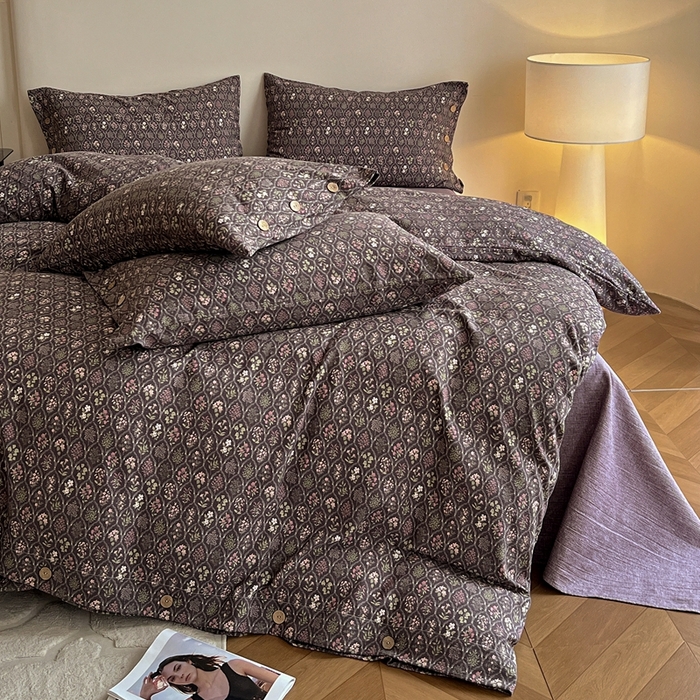 91家纺网 家纺一手货源 找家纺 仟网汇  2025新款亚麻纽扣款四件套 紫韵