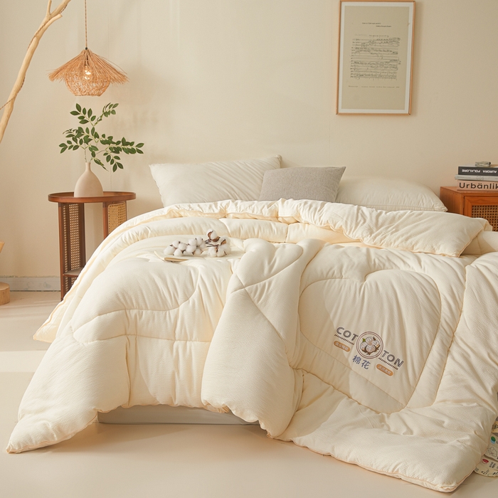 91家纺网 家纺一手货源 找家纺 悦然毛巾被 2025新款小提花棉花冬被被子被芯 棉语提花被-白