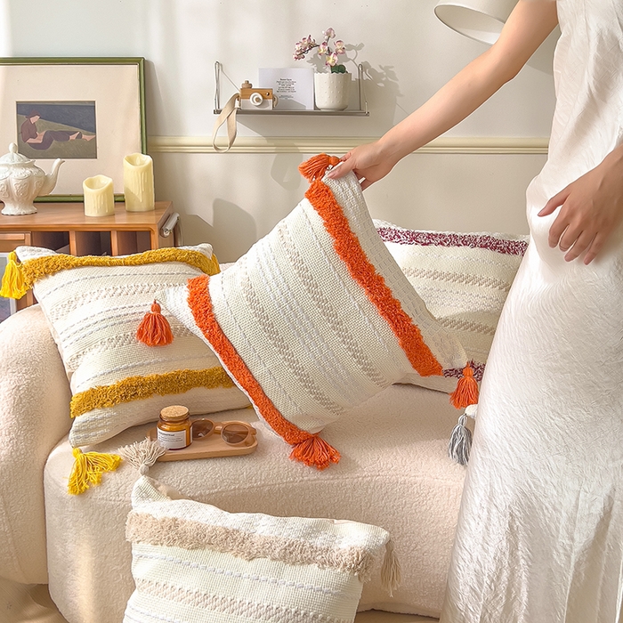 91家纺网 家纺一手货源 找家纺 诺可 2025新款跨境轻奢重工艺款编织布流苏款抱枕 组合图仅供展示不可下单