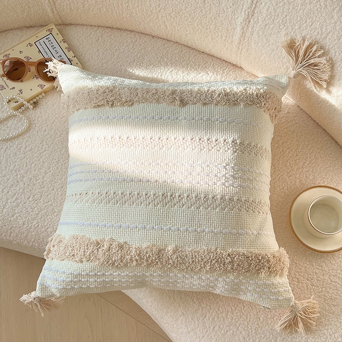 91家纺网 家纺一手货源 找家纺 诺可 2025新款跨境轻奢重工艺款编织布流苏款抱枕 编织流苏-白