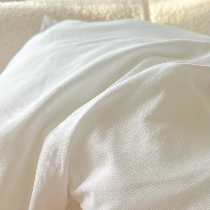 91家纺网 家纺一手货源 找家纺 诺可 2025新款跨境轻奢重工艺款编织布流苏款抱枕 编织流苏-白