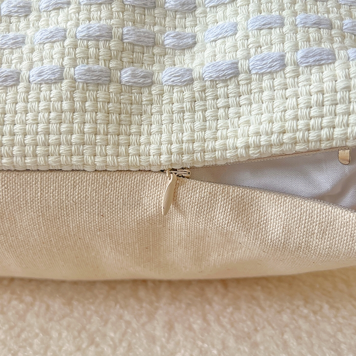 91家纺网 家纺一手货源 找家纺 诺可 2025新款跨境轻奢重工艺款编织布流苏款抱枕 编织流苏-灰