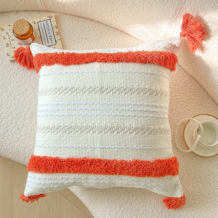 91家纺网 家纺一手货源 找家纺 诺可 2025新款跨境轻奢重工艺款编织布流苏款抱枕 编织流苏-浅红