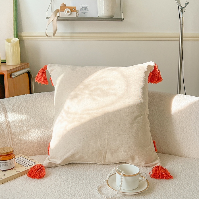 91家纺网 家纺一手货源 找家纺 诺可 2025新款跨境轻奢重工艺款编织布流苏款抱枕 编织流苏-浅红