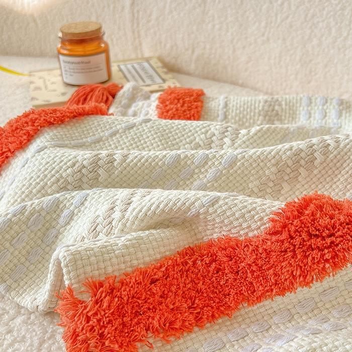 91家纺网 家纺一手货源 找家纺 诺可 2025新款跨境轻奢重工艺款编织布流苏款抱枕 编织流苏-浅红