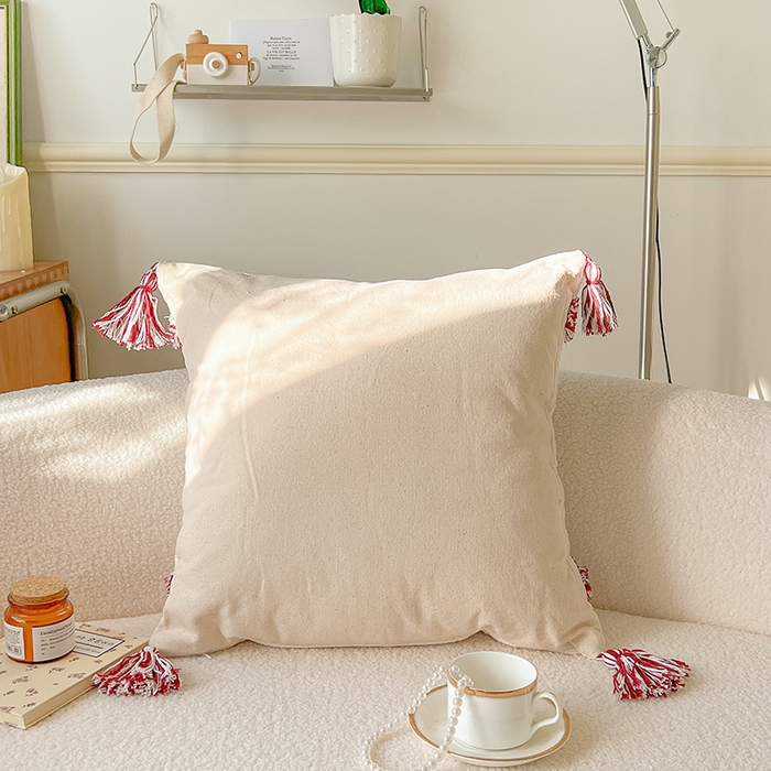 91家纺网 家纺一手货源 找家纺 诺可 2025新款跨境轻奢重工艺款编织布流苏款抱枕 编织流苏-深红