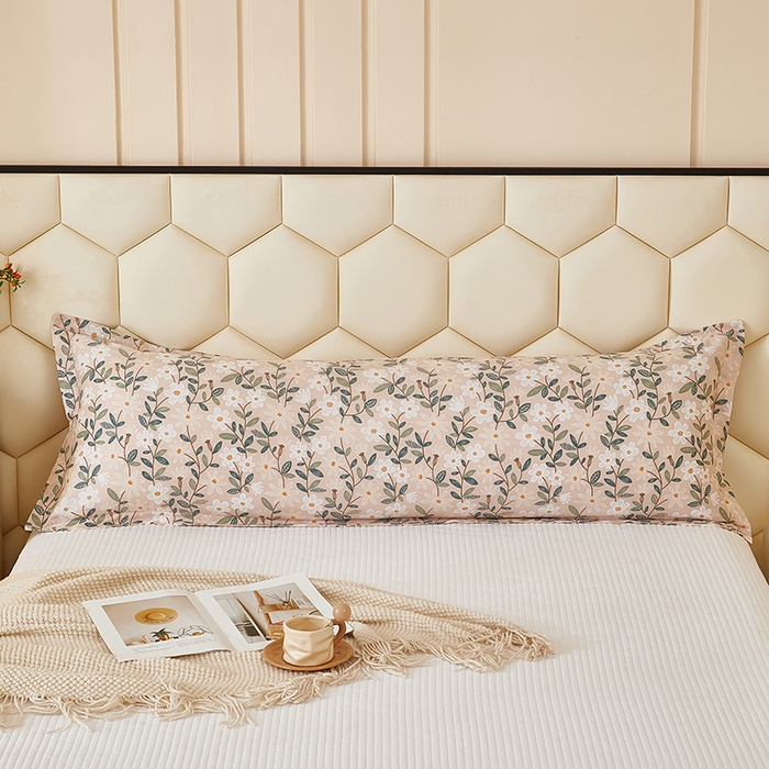 91家纺网 家纺一手货源 找家纺 三盛源 2025新款全棉纯棉双人长枕套1.5米成人纯棉长枕头套1.2卡通1.8m长款加长 花落