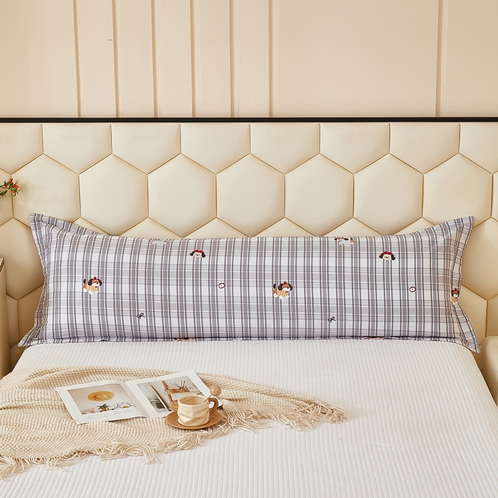 91家纺网 家纺一手货源 找家纺 三盛源 2025新款全棉纯棉双人长枕套1.5米成人纯棉长枕头套1.2卡通1.8m长款加长 可爱狗-灰