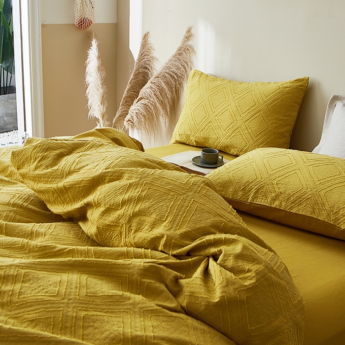 91家纺网 家纺一手货源 找家纺 贝尔 PELLHOME 日式北欧民宿大剪花水洗棉全棉四件套场景一（春节不打烊)（可抖音代发） 姜黄