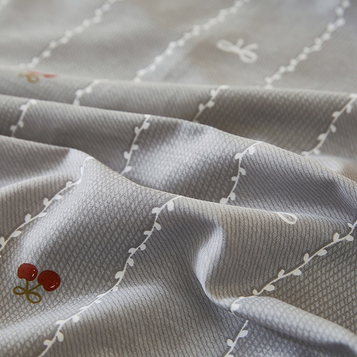 91家纺网 家纺一手货源 找家纺 三盛源 2025新款全棉纯棉双人长枕套1.5米成人纯棉长枕头套1.2卡通1.8m长款加长 樱桃-灰