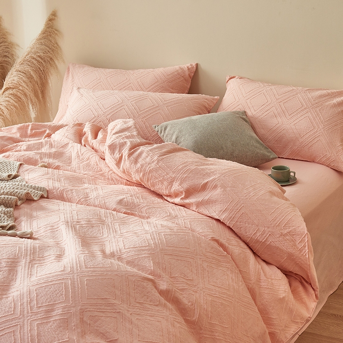 91家纺网 家纺一手货源 找家纺 贝尔 PELLHOME 日式北欧民宿大剪花水洗棉全棉四件套场景一（春节不打烊)（可抖音代发） 心粉