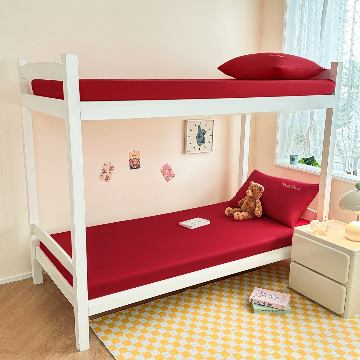 91家纺网 家纺一手货源 找家纺 摩妮卡 2025新款学生床笠上下铺全棉床笠三件套 朵红