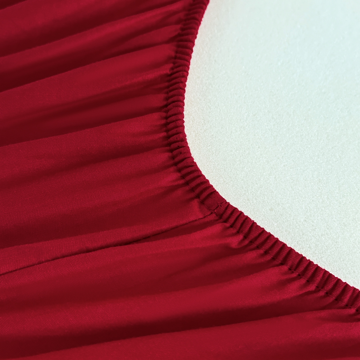 91家纺网 家纺一手货源 找家纺 摩妮卡 2025新款学生床笠上下铺全棉床笠三件套 朵红