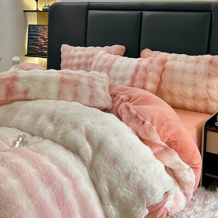 91家纺网 家纺一手货源 找家纺 金爱家 2025新品全消光牛奶绒A类纯色獭兔毛绒立体牛奶绒四件套 七彩泡泡粉