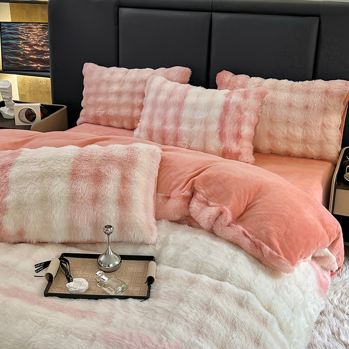 91家纺网 家纺一手货源 找家纺 金爱家 2025新品全消光牛奶绒A类纯色獭兔毛绒立体牛奶绒四件套 七彩泡泡粉