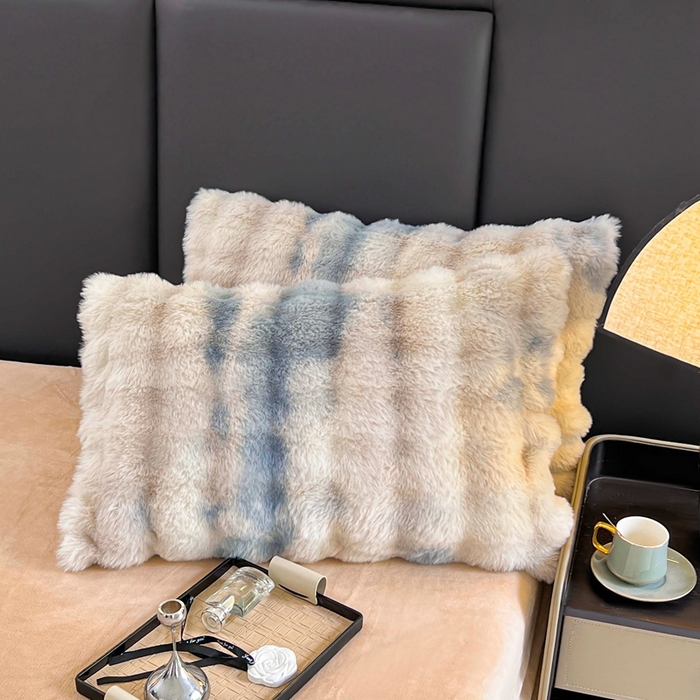 91家纺网 家纺一手货源 找家纺 金爱家 2025新品全消光牛奶绒A类纯色獭兔毛绒立体牛奶绒四件套 七彩泡泡蓝