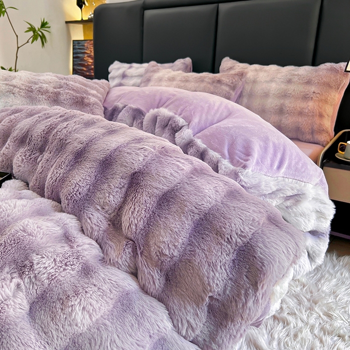 91家纺网 家纺一手货源 找家纺 金爱家 2025新品全消光牛奶绒A类纯色獭兔毛绒立体牛奶绒四件套 七彩泡泡紫