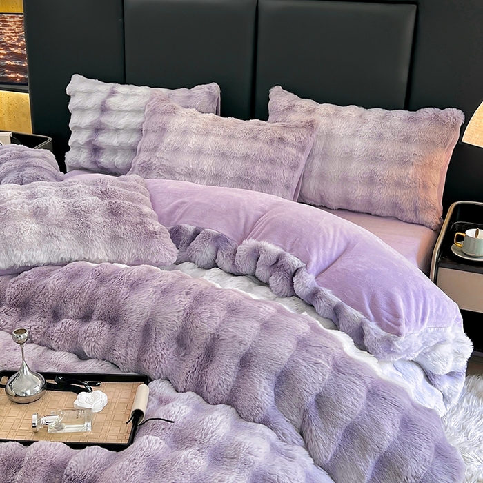 91家纺网 家纺一手货源 找家纺 金爱家 2025新品全消光牛奶绒A类纯色獭兔毛绒立体牛奶绒四件套 七彩泡泡紫