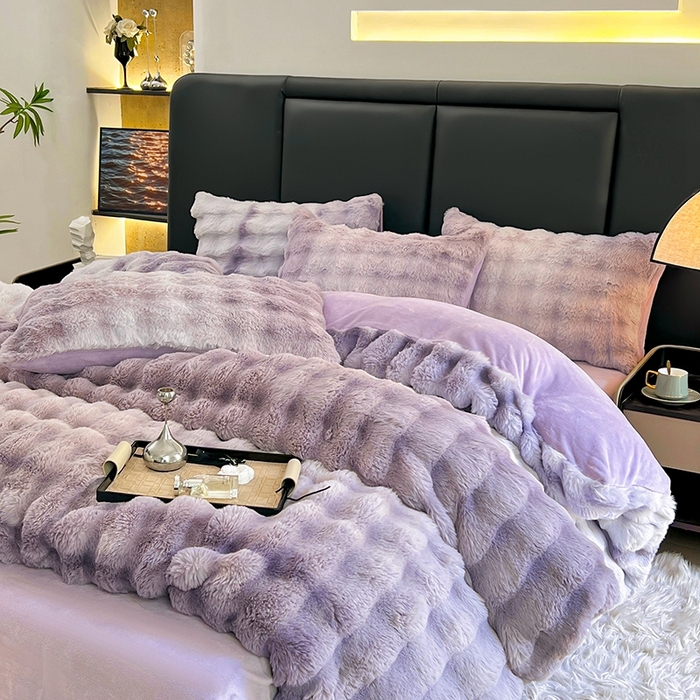 91家纺网 家纺一手货源 找家纺 金爱家 2025新品全消光牛奶绒A类纯色獭兔毛绒立体牛奶绒四件套 七彩泡泡紫