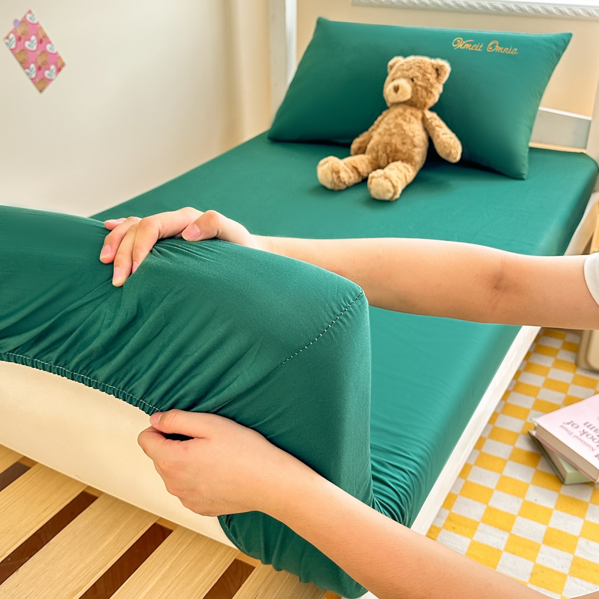 91家纺网 家纺一手货源 找家纺 摩妮卡 2025新款学生床笠上下铺全棉床笠三件套 墨绿色