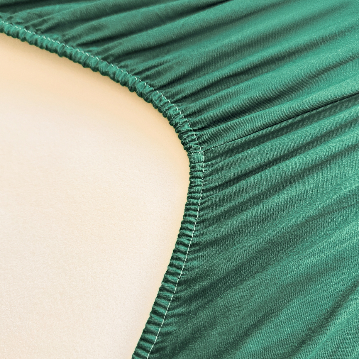 91家纺网 家纺一手货源 找家纺 摩妮卡 2025新款学生床笠上下铺全棉床笠三件套 墨绿色