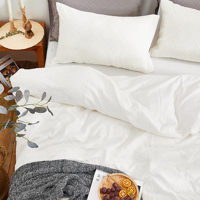 91家纺网 家纺一手货源 找家纺 贝尔 PELLHOME 日式北欧民宿大剪花水洗棉全棉四件套场景二（春节不打烊)（可抖音代发） 本白