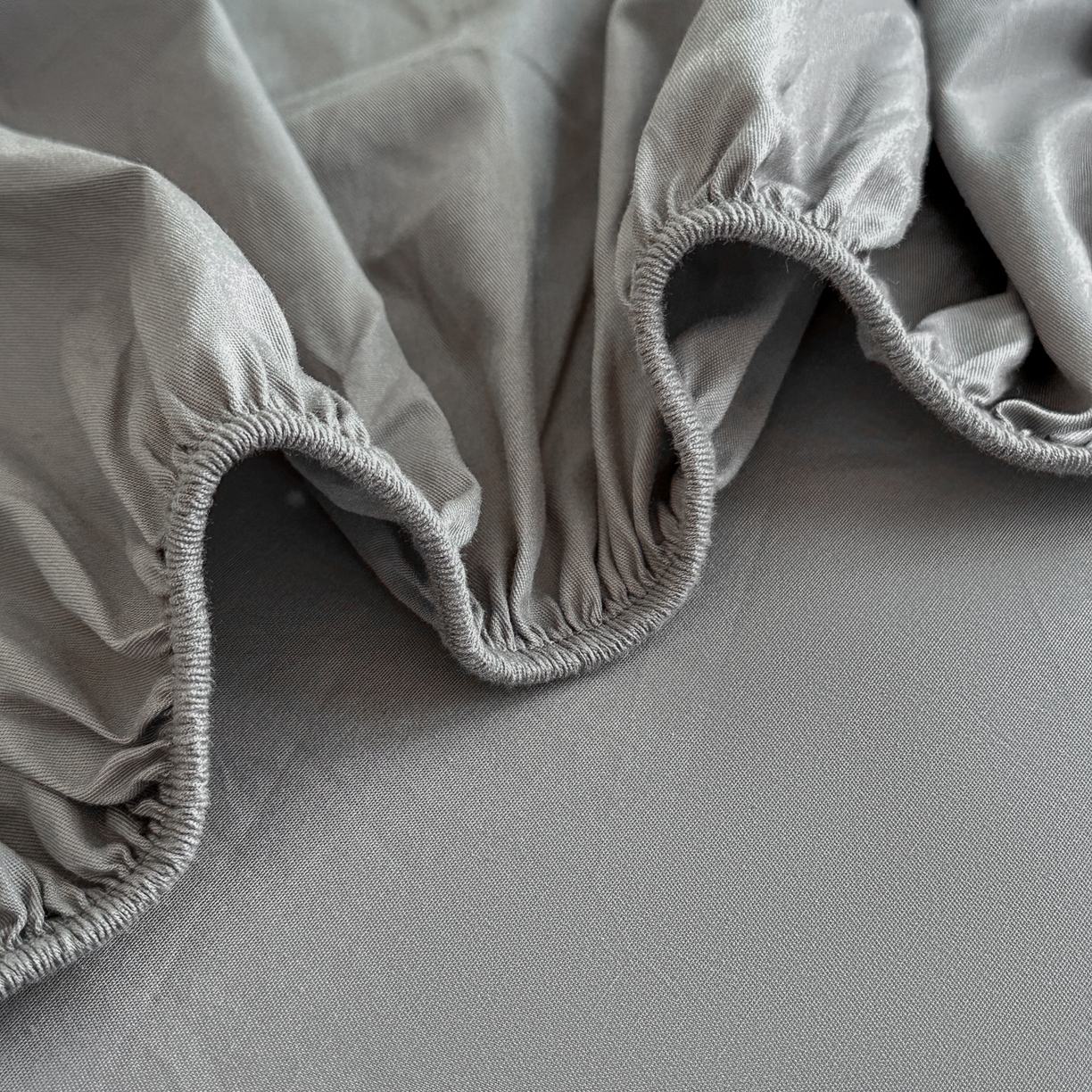 91家纺网 家纺一手货源 找家纺 摩妮卡 2025新款学生床笠上下铺全棉床笠三件套 银灰