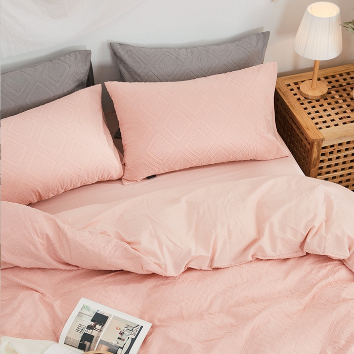 91家纺网 家纺一手货源 找家纺 贝尔 PELLHOME 日式北欧民宿大剪花水洗棉全棉四件套场景二（春节不打烊)（可抖音代发） 粉色