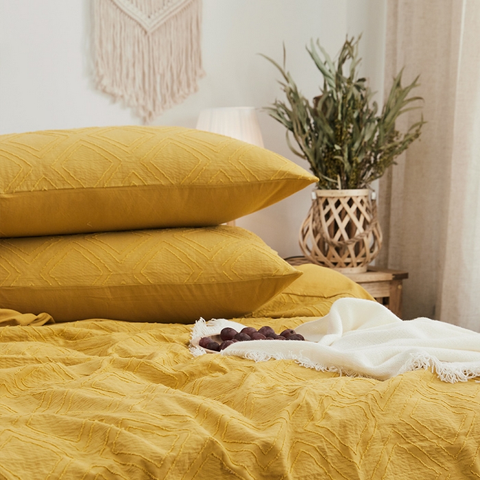 91家纺网 家纺一手货源 找家纺 贝尔 PELLHOME 日式北欧民宿大剪花水洗棉全棉四件套场景二（春节不打烊)（可抖音代发） 黄色