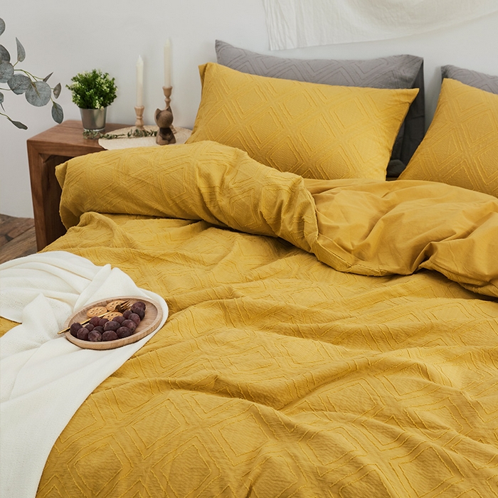 91家纺网 家纺一手货源 找家纺 贝尔 PELLHOME 日式北欧民宿大剪花水洗棉全棉四件套场景二（春节不打烊)（可抖音代发） 黄色