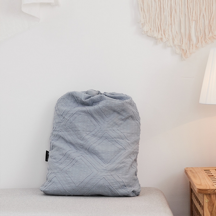 91家纺网 家纺一手货源 找家纺 贝尔 PELLHOME 日式北欧民宿大剪花水洗棉全棉四件套场景二（春节不打烊)（可抖音代发） 蓝色