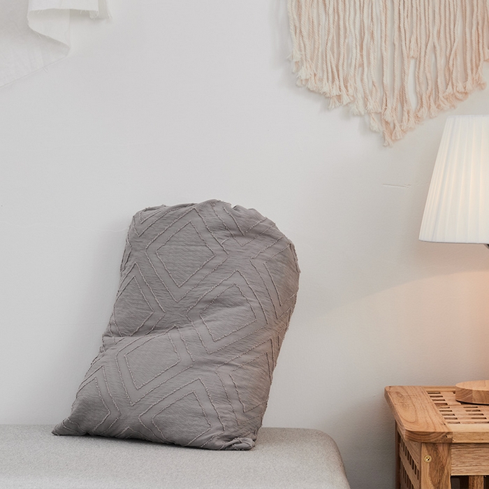 91家纺网 家纺一手货源 找家纺 贝尔 PELLHOME 日式北欧民宿大剪花水洗棉全棉四件套场景二（春节不打烊)（可抖音代发） 浅灰