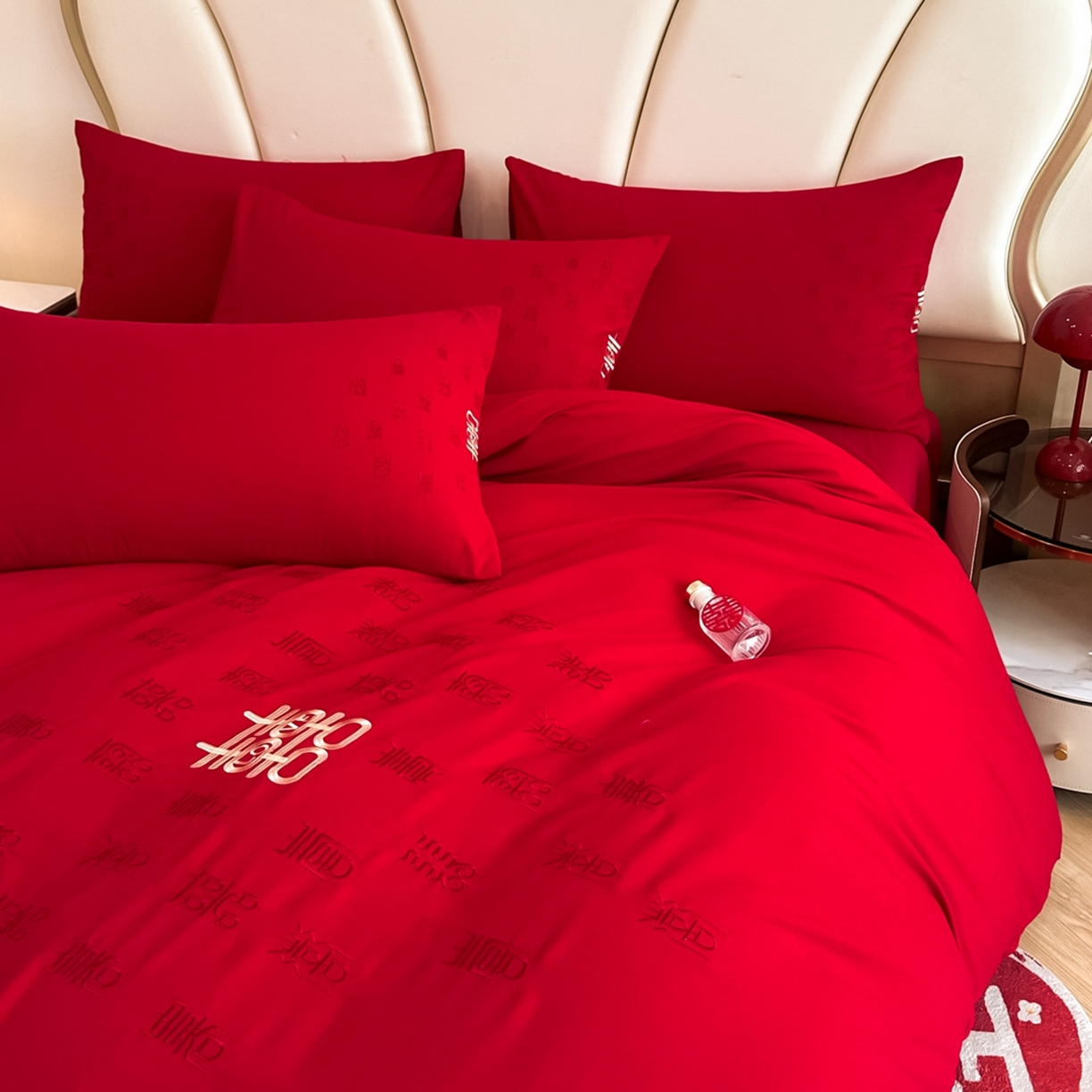 91家纺网 家纺一手货源 找家纺 （总）火麒麟家纺 2025新款亲肤棉婚庆刺绣四件套