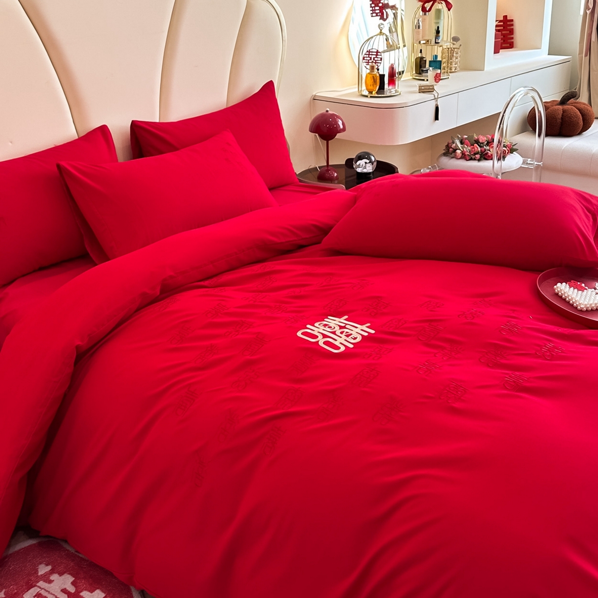 91家纺网 家纺一手货源 找家纺 （总）火麒麟家纺 2025新款亲肤棉婚庆刺绣四件套