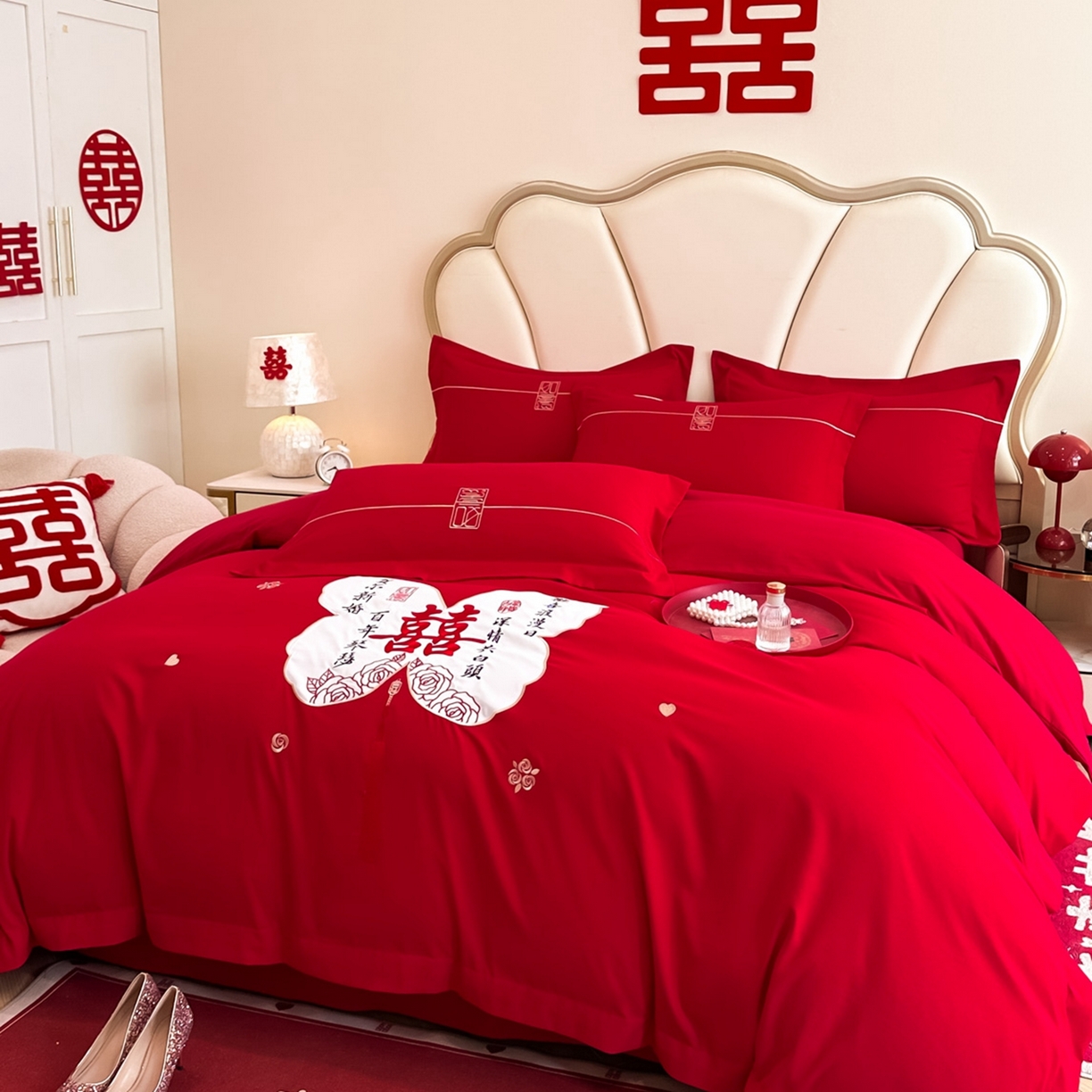 91家纺网 家纺一手货源 找家纺 火麒麟家纺 2025新款亲肤棉婚庆刺绣四件套 蝶恋花