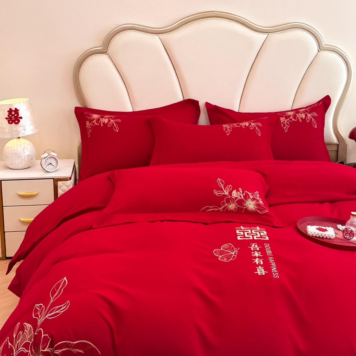 91家纺网 家纺一手货源 找家纺 火麒麟家纺 2025新款亲肤棉婚庆刺绣四件套 锦上添花