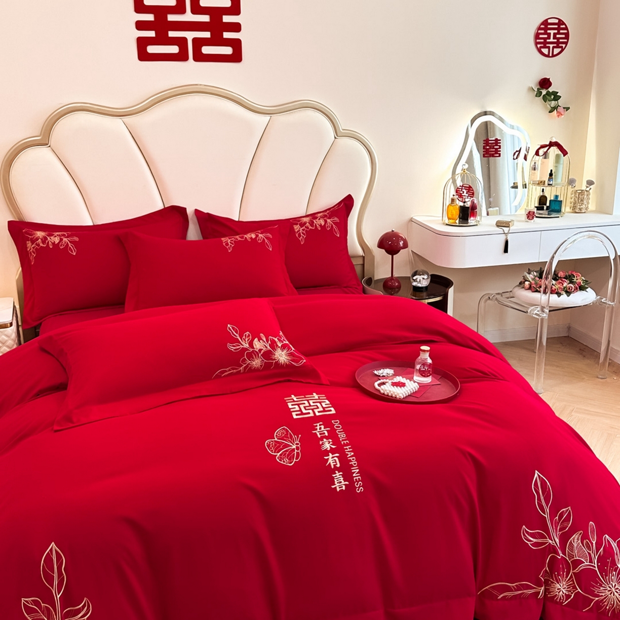 91家纺网 家纺一手货源 找家纺 火麒麟家纺 2025新款亲肤棉婚庆刺绣四件套 锦上添花