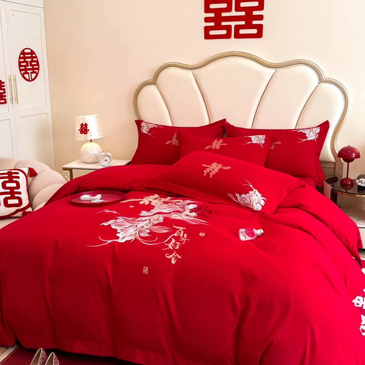 91家纺网 家纺一手货源 找家纺 火麒麟家纺 2025新款亲肤棉婚庆刺绣四件套 锦有你