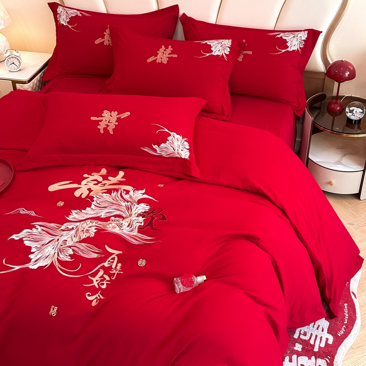 91家纺网 家纺一手货源 找家纺 火麒麟家纺 2025新款亲肤棉婚庆刺绣四件套 锦有你